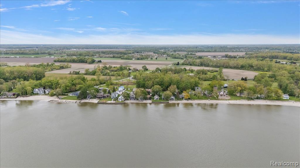 13358 Laplaisance Woods Street, La Salle, MI — Photo 69
