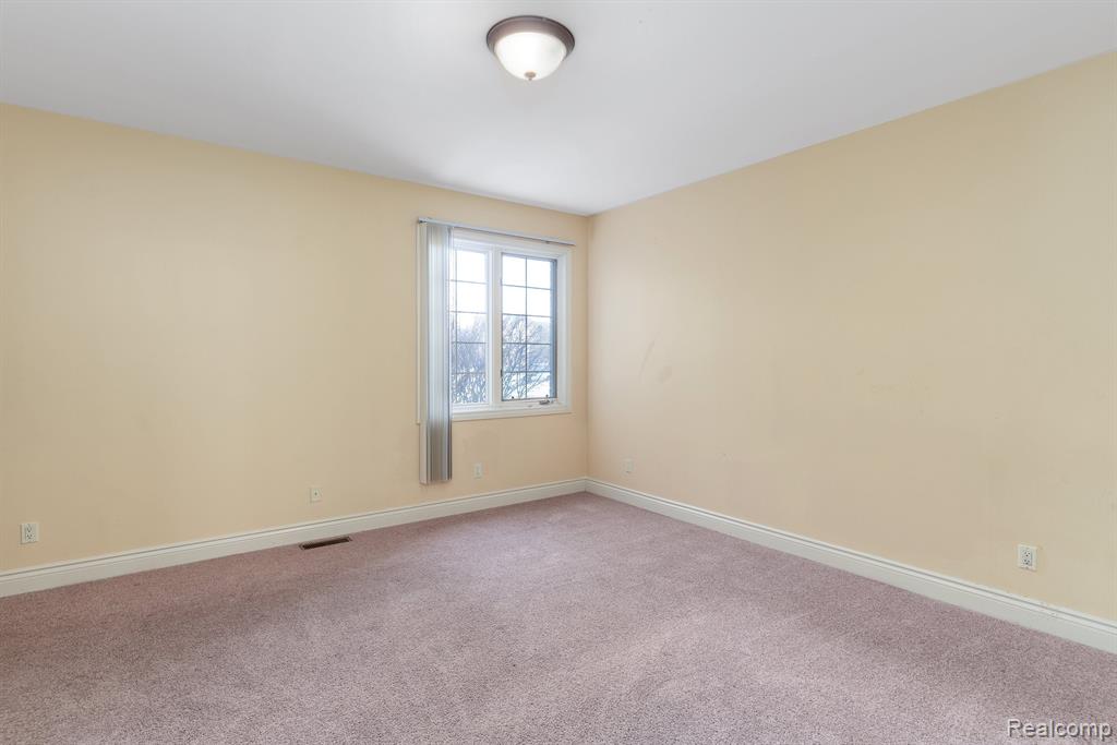 122 Sand Bar Lane, Detroit, MI 48214 — Photo 32
