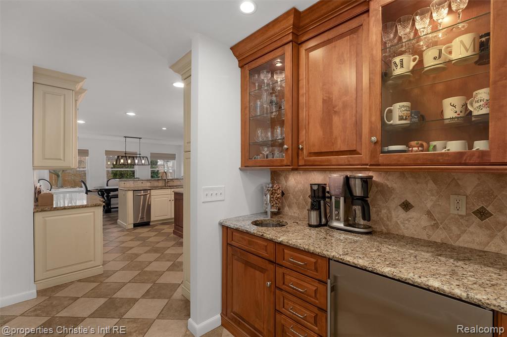 1059 Berkshire Road, Grosse Pointe Park, MI 48230 — Photo 14