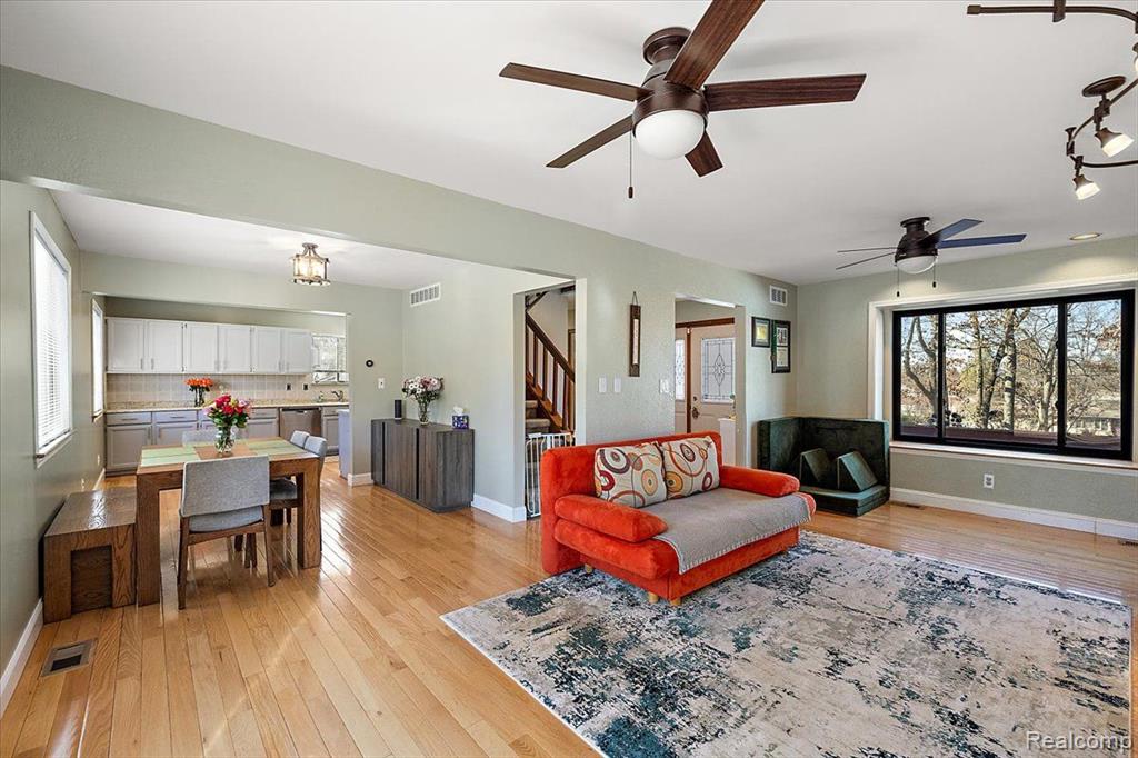 5621 SALLY Road, Clarkston, MI 48348 — Photo 7