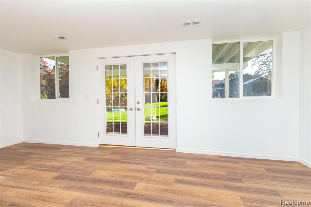 500 N CONKLIN Road, Lake Orion, MI 48362 — Photo 37