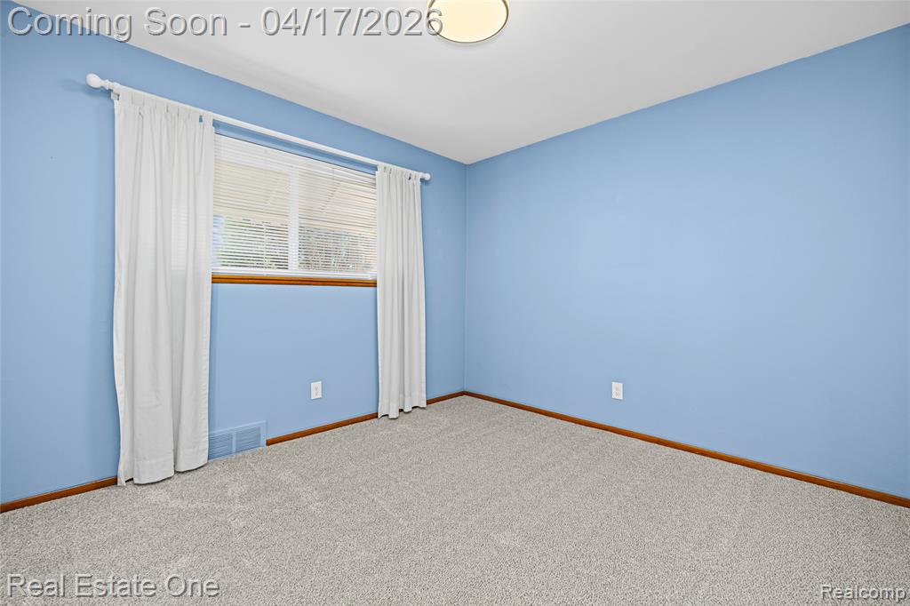 4656 Buckingham Drive, Warren, MI 48092 — Photo 19