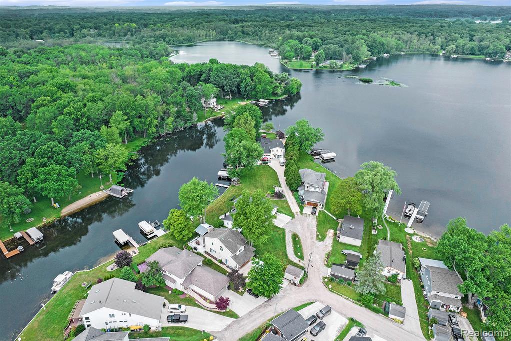 4106 Shoreview Lane, Whitmore Lake, MI 48189 — Photo 38