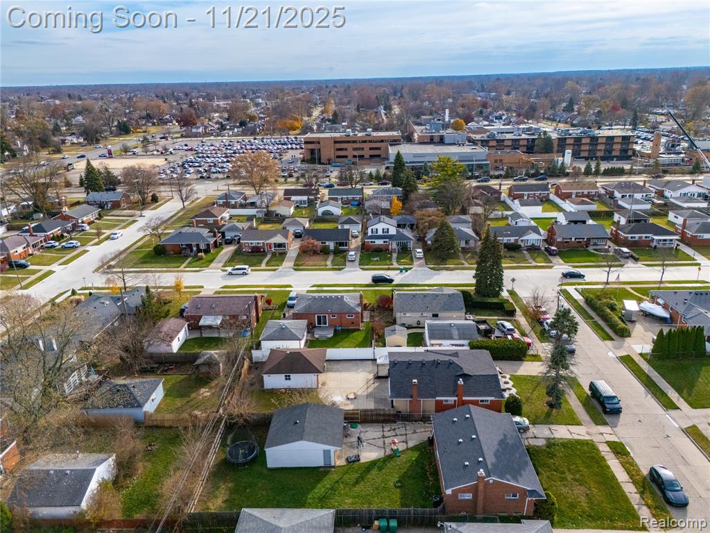 6528 Sterling Court, Garden City, MI — Photo 32