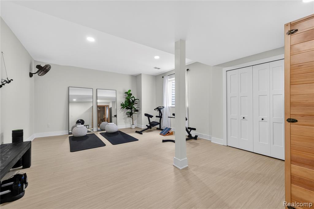 8439 Holcomb Road, Clarkston, MI 48348 — Photo 55