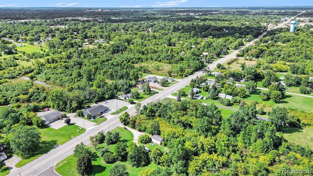 3361 S Center Road, Burton, MI 48519 — Photo 4
