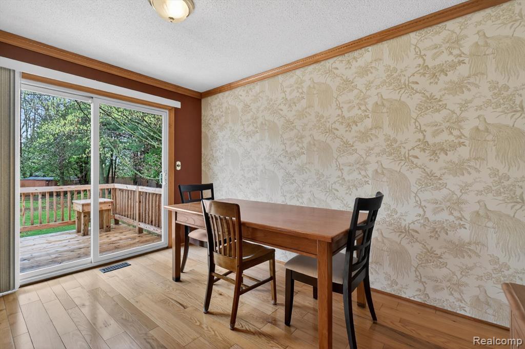 28501 Pontiac Trail, South Lyon, MI 48178 — Photo 10