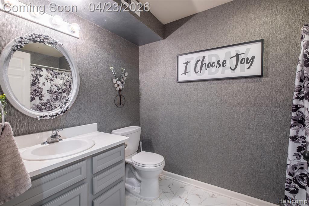 1221 Curzon Court, 203, Howell, MI 48843 — Photo 14