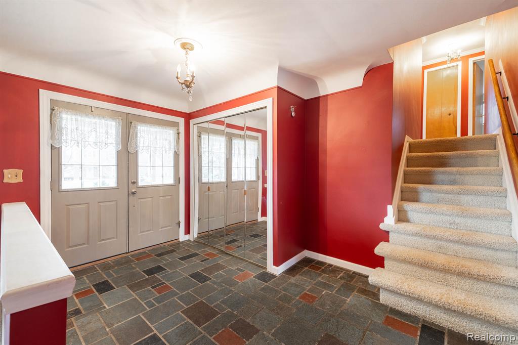 8064 WOOD Drive, Grosse Ile, MI 48138 — Photo 3