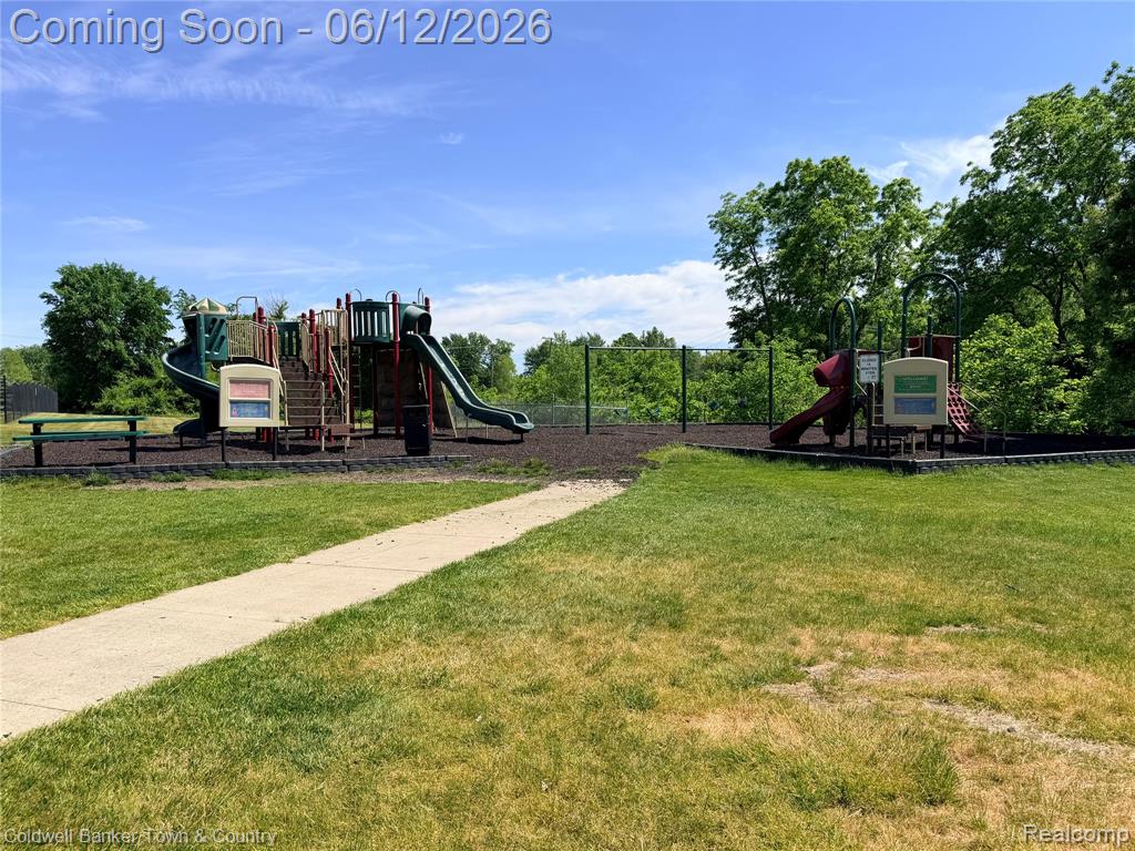8604 Swartz River Drive, Fowlerville, MI 48836 — Photo 52