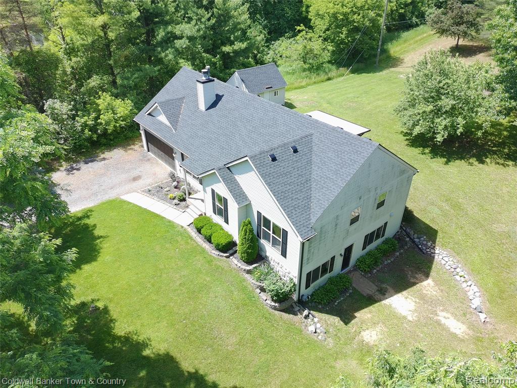 332 Triangle Lake Road, Howell, MI 48843 — Photo 20