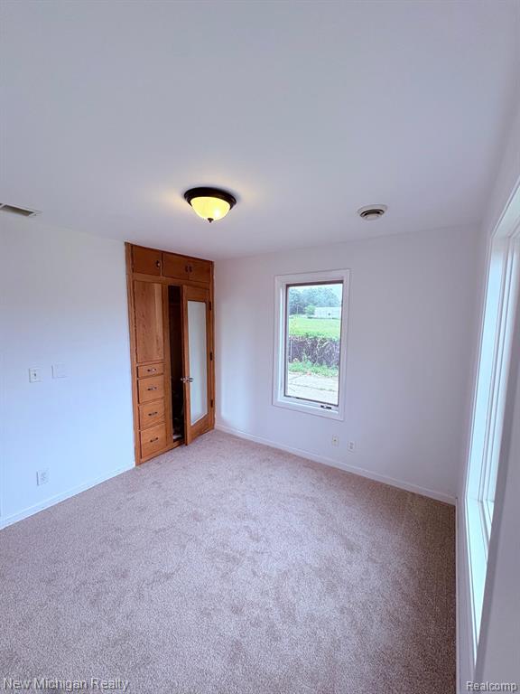 4469 S Saginaw Street, Burton, MI 48529 — Photo 11