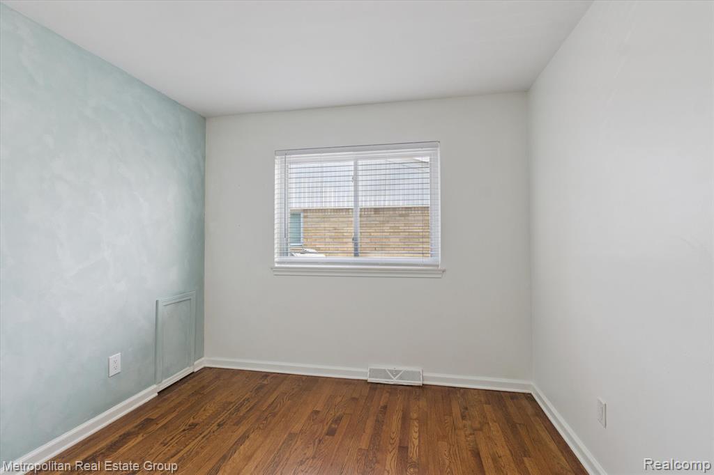 4628 Hillcrest Avenue, Royal Oak, MI 48073 — Photo 16