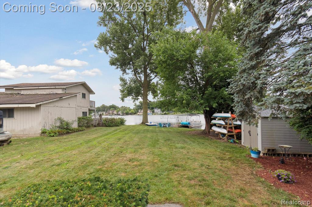 9037 Buckingham Street, White Lake, MI — Photo 27