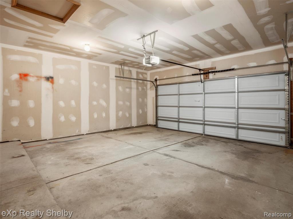54256 Oconee Drive, Macomb, MI 48042 — Photo 29