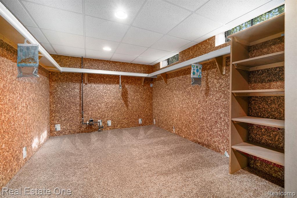 5761 Bingham Drive, Troy, MI 48085 — Photo 21