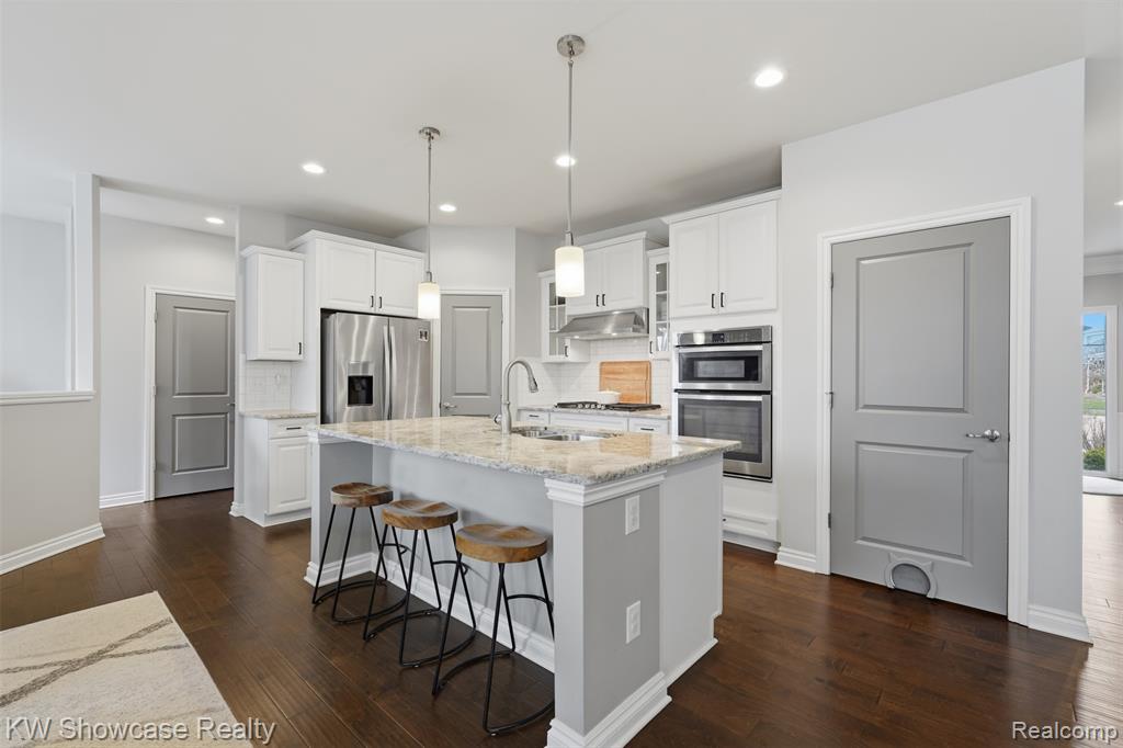30253 MACINTOSH Lane, New Hudson, MI 48165 — Photo 17