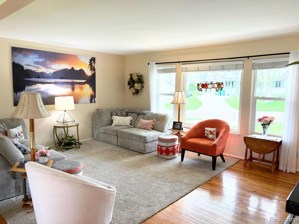 845 S 10TH Street, St. Clair, MI 48079 — Photo 4