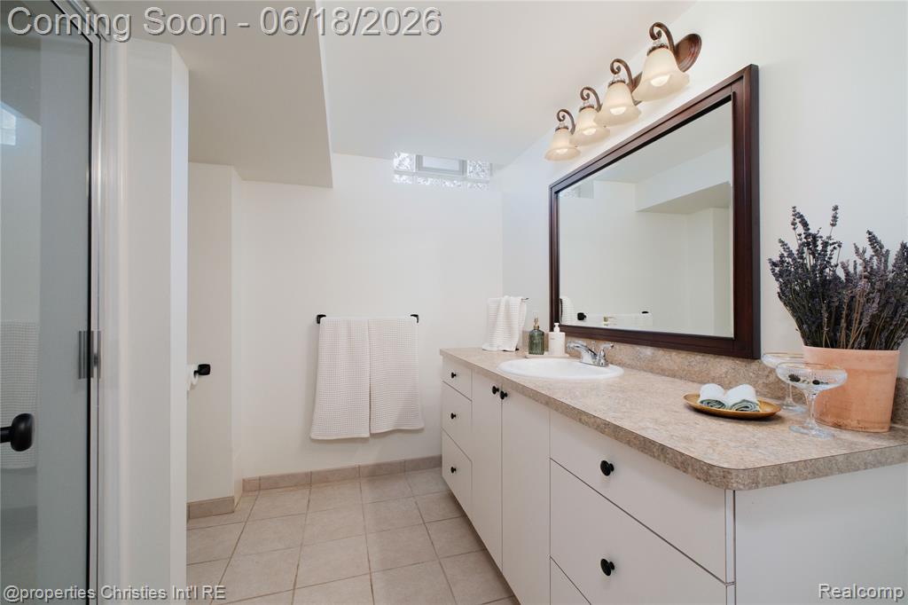 4228 Rosewold Avenue, Royal Oak, MI 48073 — Photo 31