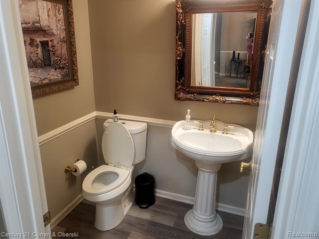 49945 STREAMWOOD Drive, UNIT #74, Novi, MI — Photo 10