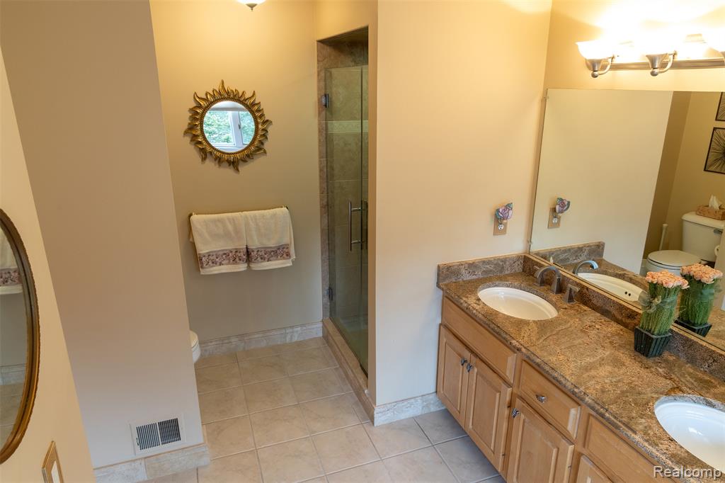 1408 Tulberry Circle, Rochester, MI 48306 — Photo 29