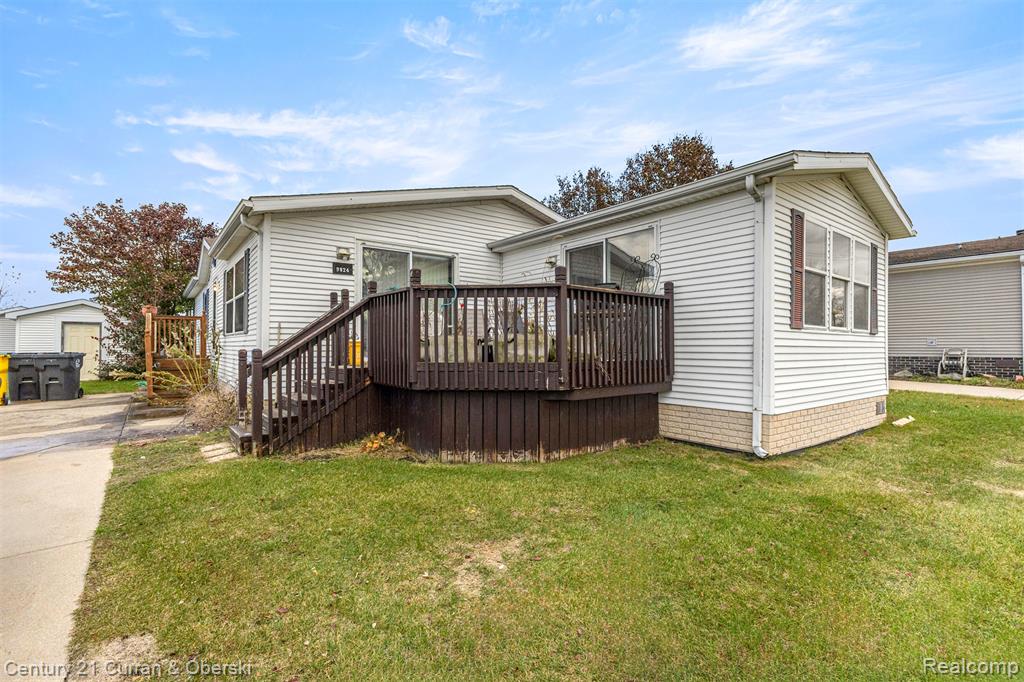 9824 Hathaway Drive, Northville, MI 48167 — Photo 3