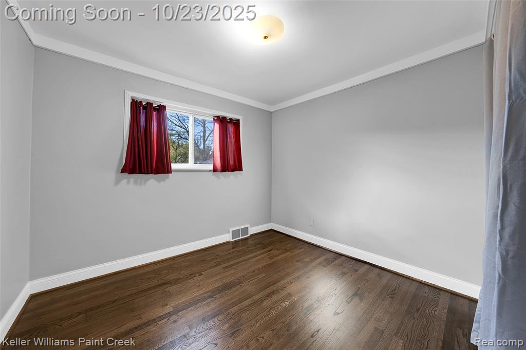 4638 Berwyn Drive, Warren, MI 48092 — Photo 12