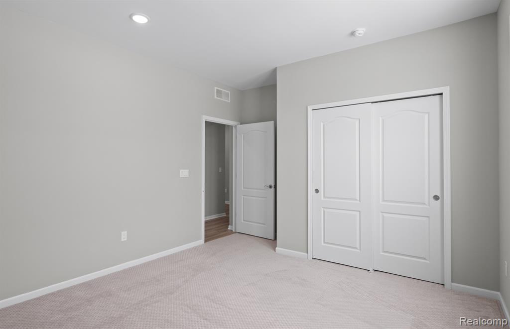 50696 Crusader Drive, Macomb, MI 48042 — Photo 11