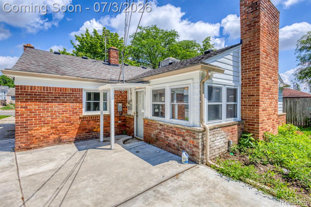 4335 W 14 Mile Road, Royal Oak, MI 48073 — Photo 9