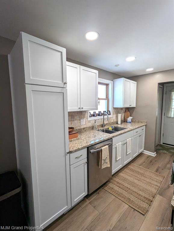 9738 MICHAEL Drive, Romulus, MI 48174 — Photo 5