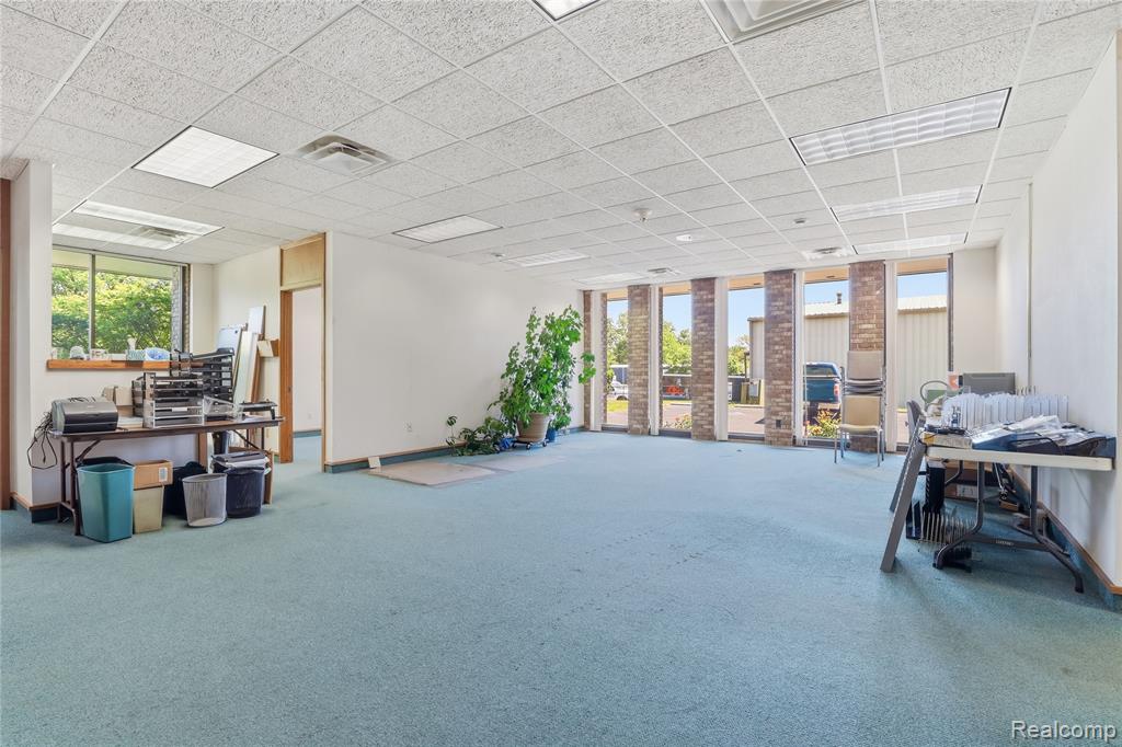 5081 Exchange Drive, Flint, MI 48507 — Photo 20