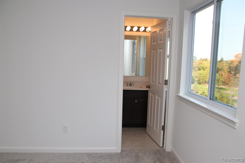 7296 Evergreen Trail, Almont, MI, 48003