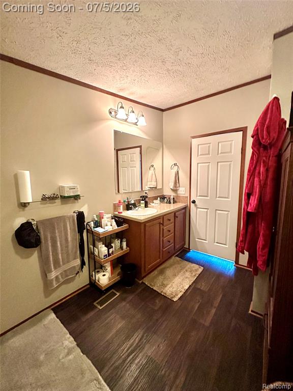 11211 Nearbrook Court, South Lyon, MI 48178 — Photo 11