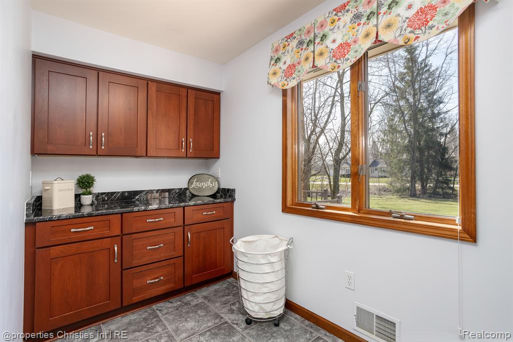 9293 BROOKVILLE Road, Plymouth, MI 48170 — Photo 26