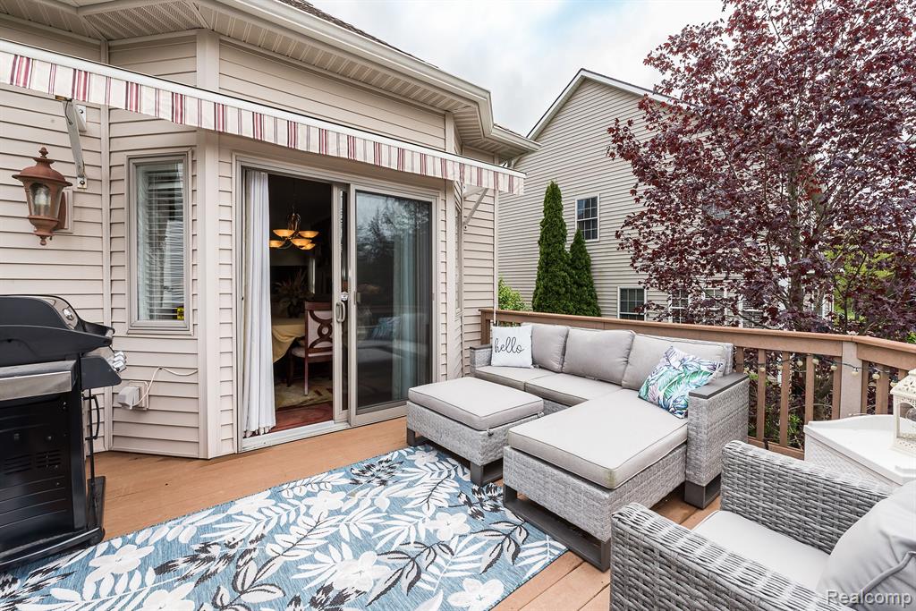 9730 TIOGA Trail N, Pinckney, MI 48169 — Photo 15