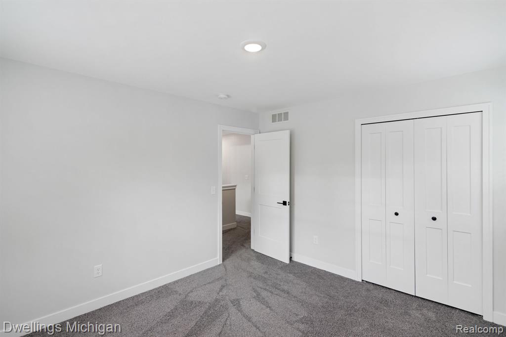15566 PORTIS Street, Plymouth, MI 48170 — Photo 23