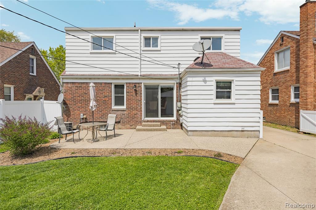 13527 Phelps Street, Southgate, MI 48195 — Photo 57