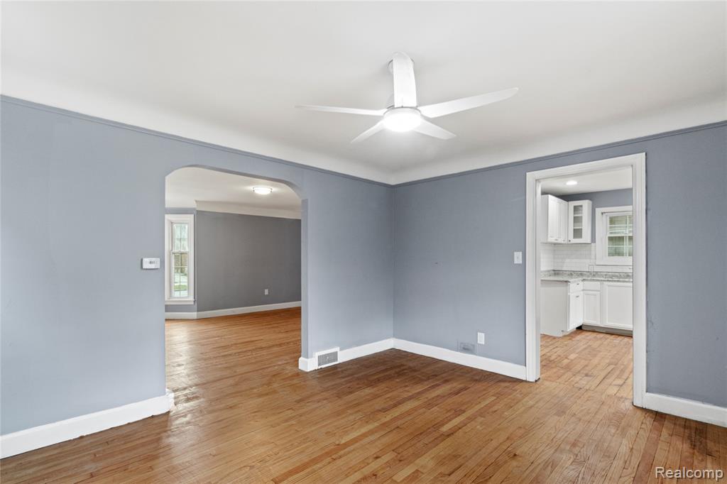 4834 Devonshire Road, Detroit, MI 48224 — Photo 7