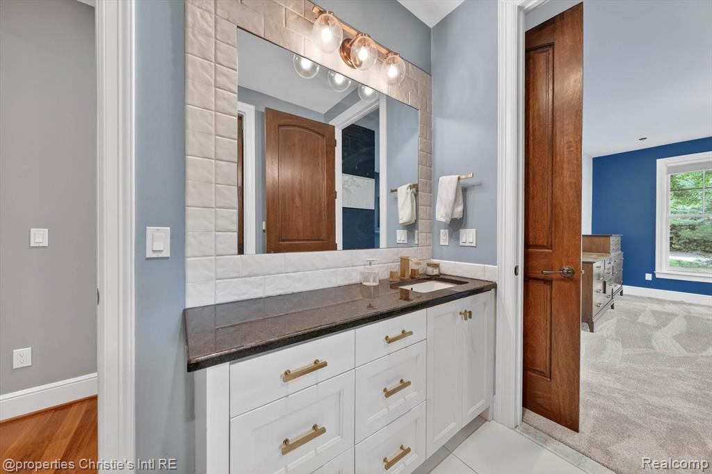1330 Oxford Road, Beverly Hills, MI 48304 — Photo 31