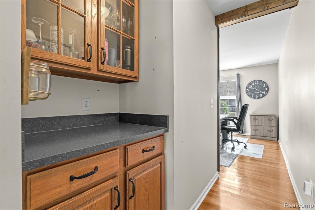 469 RIDGEWOOD Drive S, Ortonville, MI 48462 — Photo 24