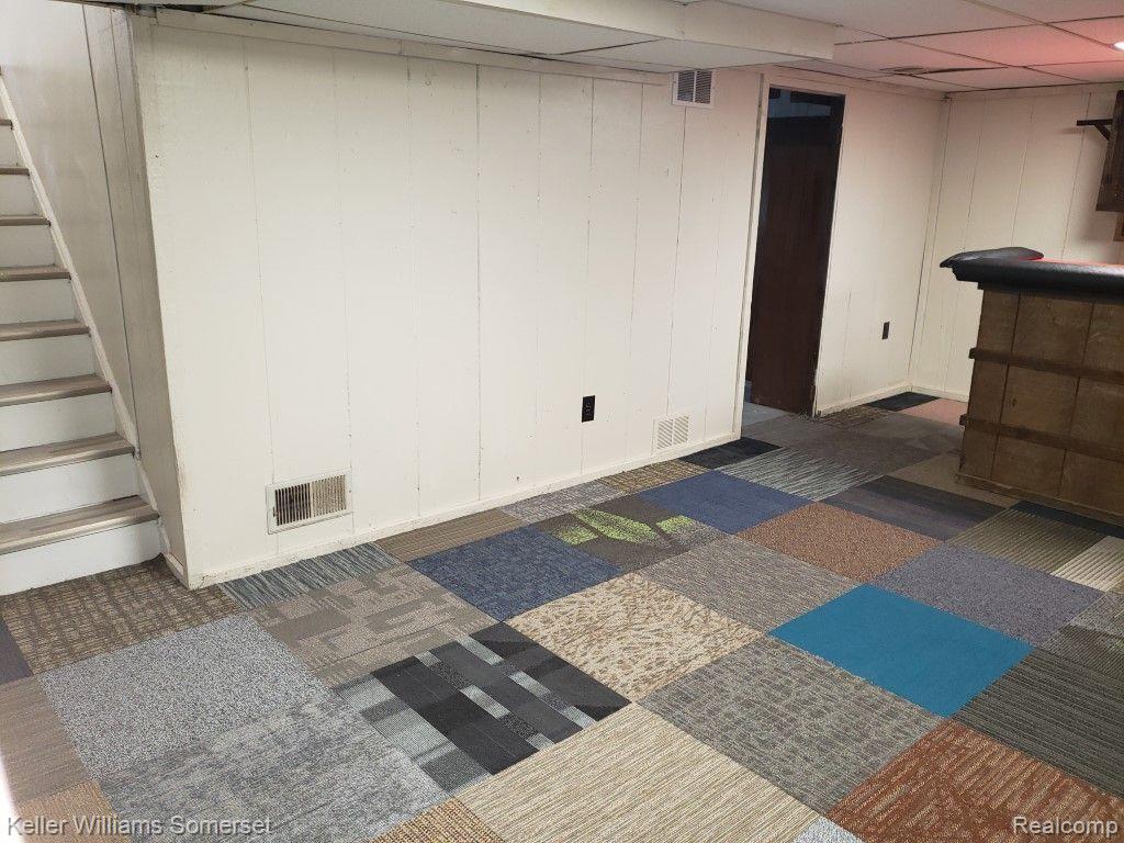 622 E 12 MILE Road, Royal Oak, MI 48073 — Photo 29
