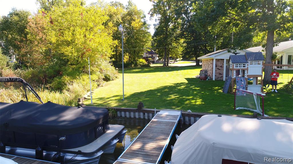 7531 Kovacs Drive, Linden, MI 48451 — Photo 17