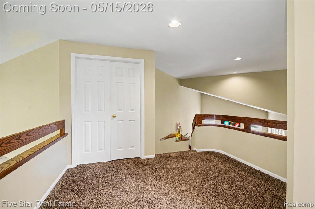 4689 Mirror Lake Drive, West Bloomfield, MI 48323 — Photo 26