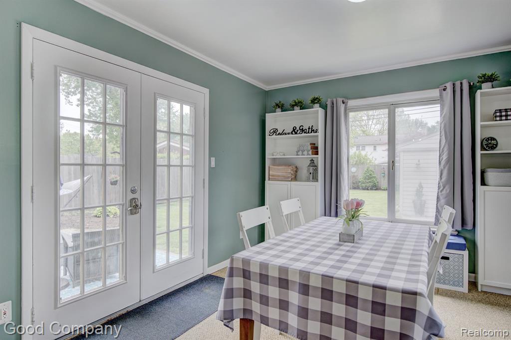 576 LANGLEY Boulevard, Clawson, MI — Photo 13