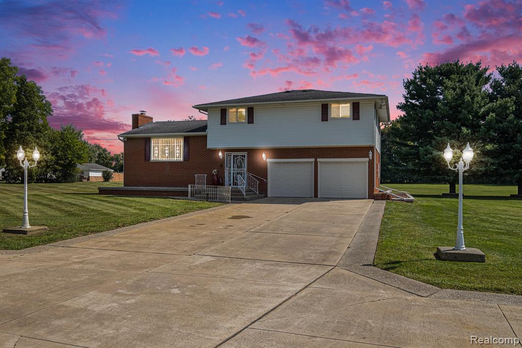 8134 Vanadia Drive, Mount Morris, MI 48458 — front exterior