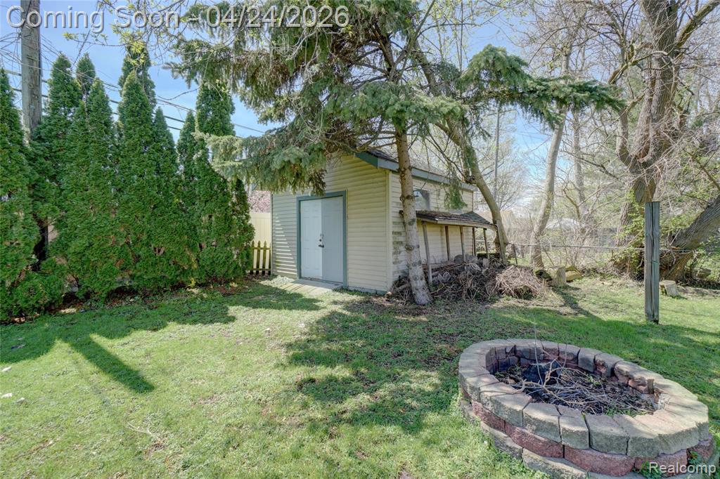 22520 E 13 Mile Road, Saint Clair Shores, MI 48082 — Photo 35