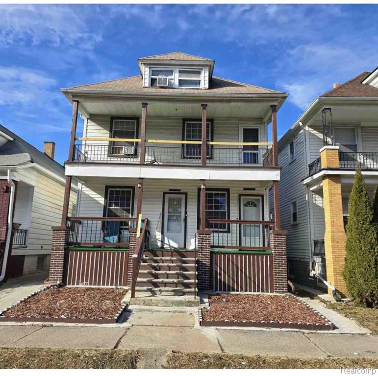 9537 CHAREST Street, Hamtramck, MI 48212 — front exterior