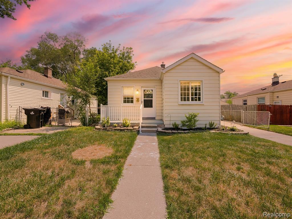 3855 18th Street, Wyandotte, MI 48192