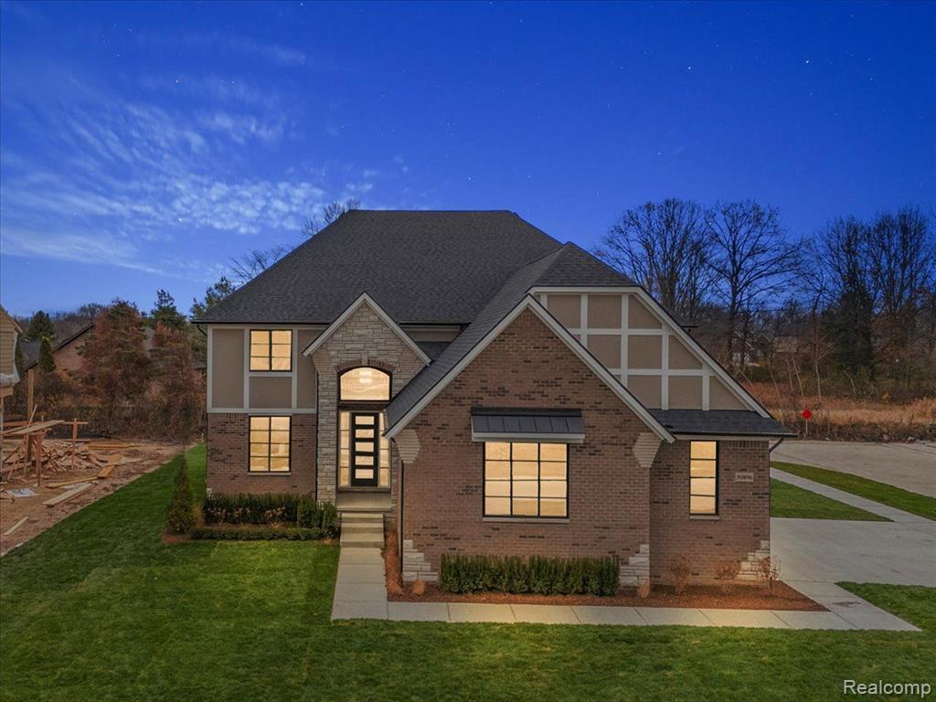 50896 MISTWOOD Drive, Macomb, MI 48042