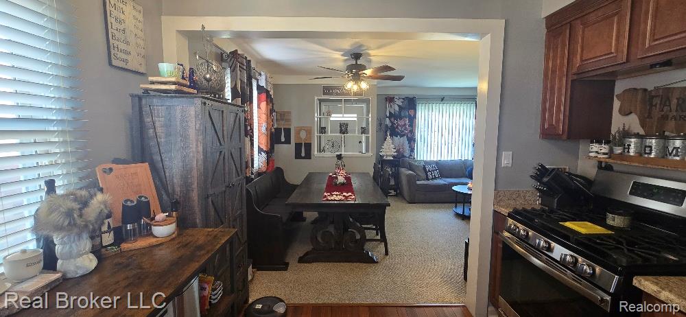 6861 Burnly Street, Garden City, MI — Photo 5